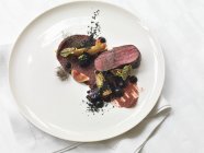 Venison fillet with figs — Stock Photo
