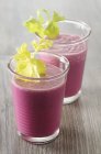 Beetroot smoothies in glases — Stock Photo