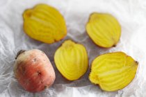 Halved and whole Yellow turnips — Stock Photo