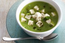 Pea soup with feta cheese — Stock Photo