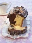Мармуровий торт з ромом — стокове фото