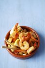 Gamberi fritti con aglio — Foto stock