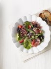 Parma ham and strawberry salad — Stock Photo