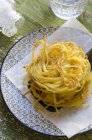 Forno italiano spaghetti nido di pasta — Foto stock