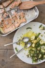Salmon with asparagus and potatoes — Stock Photo