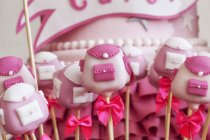 Cake Pops in Form von Schulranzen — Stockfoto