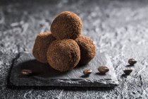 Трюфель праліни з кавою — стокове фото