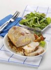 Turkey meat loaf with green salad — Stock Photo