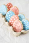 Huevo de Pascua colorido - foto de stock