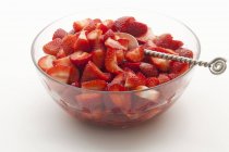 Bowl of sliced strawberries — Stock Photo