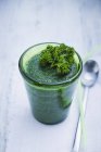Green smoothie made with cucumber — Stock Photo