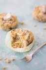 Muffins de quinua y manzana - foto de stock