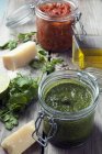 Green and red pesto — Stock Photo