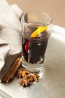 Mulled wine with cinnamon — Stock Photo