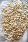 Popcorn spolverato con cannella — Foto stock