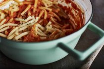 Spaghetti pasta with tomato and vodka sauce — Stock Photo