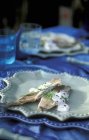 Mackerel fillets with chive and pepper cream — Stock Photo