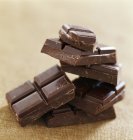 Piazze di cioccolato fondente — Foto stock