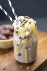 Chocolate breakfast smoothie — Stock Photo