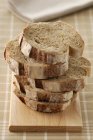 Mucchio di pane a fette — Foto stock