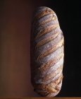 Хліб хліб з непросіяного борошна — стокове фото