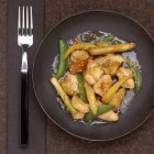Landes chicken and vegetables — Stock Photo