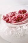 Nahaufnahme von Erdbeer-Granita mit Eis — Stockfoto