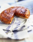 Caramelized upside-down apple tart — Stock Photo
