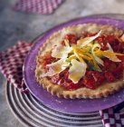 Rohe und gegrillte Paprika-Pizza — Stockfoto