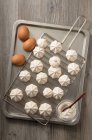 Homemade meringue rosettes — Stock Photo