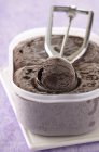 Punnet of chocolate ice cream — Stock Photo