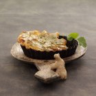 Crostata salata di topinambur e zenzero — Foto stock