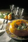 Мандаринское желе на блюдечке — стоковое фото