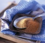 Brown and light brown sugar — Stock Photo