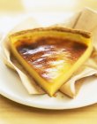 Slice of egg custard tart — Stock Photo