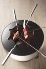 Fondue Bourguignonne in bowl — Stock Photo
