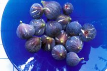Fresh ripe figues — Stock Photo