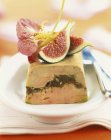 Foie gras e terrina de figo — Fotografia de Stock