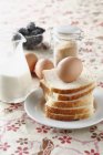 Ingredents for french toast- bread, egg and milk — Stock Photo