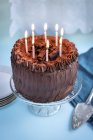 Gâteau d'anniversaire chocolat — Photo de stock