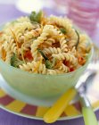 Fusilli pasta and vegetable salad — Stock Photo