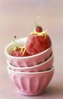 Wild strawberry sorbet — Stock Photo