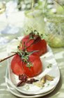 Pomodori speziati in camicia — Foto stock