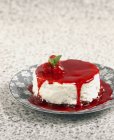 Raspberry cream dessert — Stock Photo