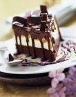 Три шоколадний десерт — стокове фото