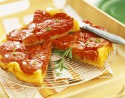 Tomato and rosemary tart — Stock Photo