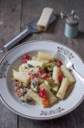 Макарони Рігатоні з овочами — стокове фото