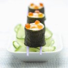 Rôti de saumon maki — Photo de stock