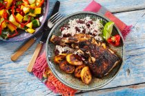 Grilled chicken with vegetables and spices — Stock Photo