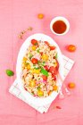 Cold barley salad with cannellini beans, tuna and cherry tomatoes — Stock Photo